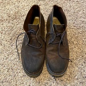 Banana Republic leather chukka boots. Size 11. Brown.